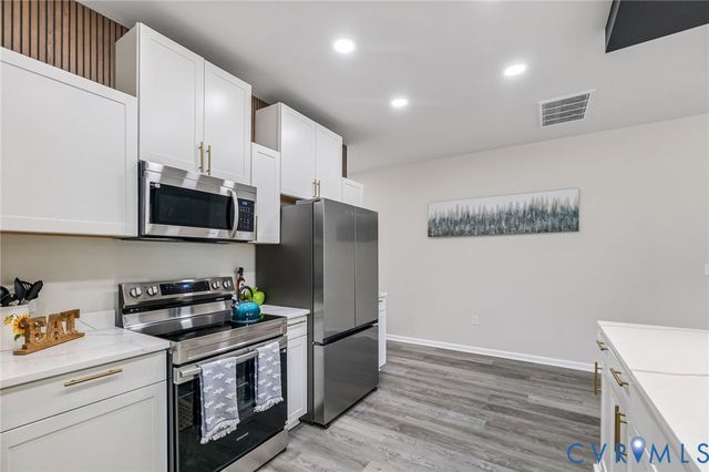 217 Graham Rd, Petersburg, VA 23803