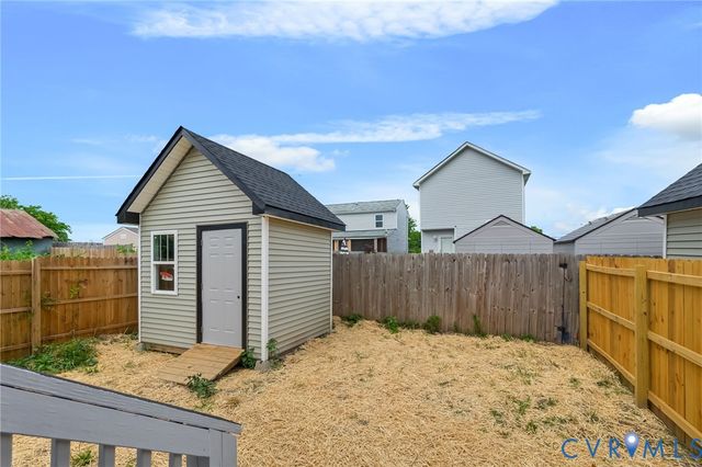 217 Graham Rd, Petersburg, VA 23803