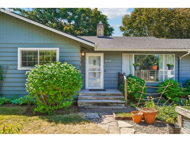18042 Se CLAY St, Portland, OR 97233