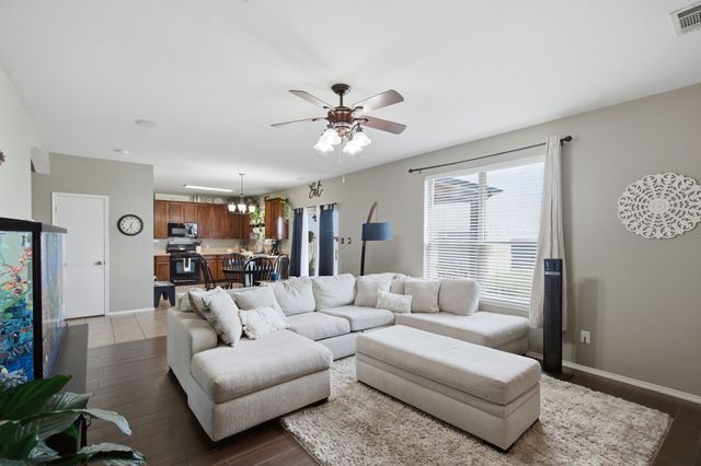 10805 Ambling Trail, Fort Worth, TX 76108