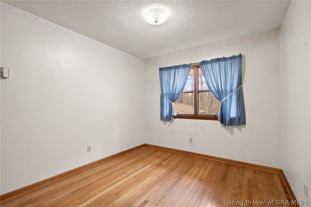 965 Woodland Avenue, Corydon, IN 47112