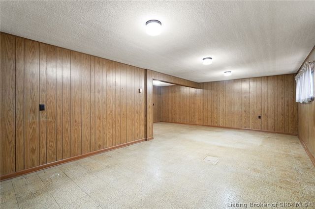 965 Woodland Avenue, Corydon, IN 47112