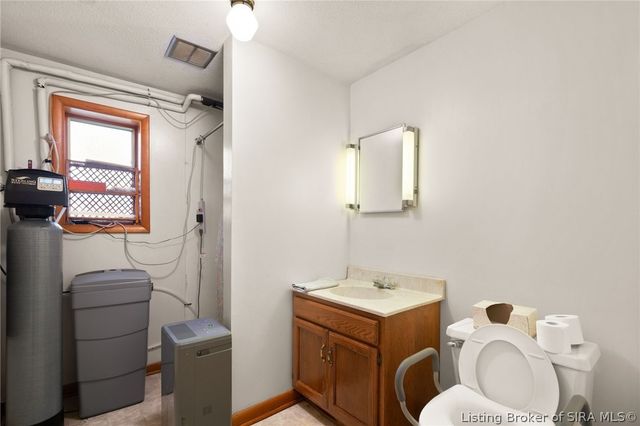 965 Woodland Avenue, Corydon, IN 47112