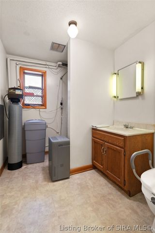 965 Woodland Avenue, Corydon, IN 47112