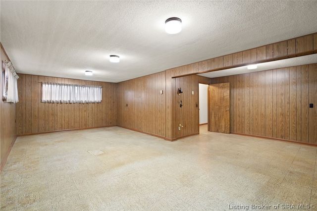 965 Woodland Avenue, Corydon, IN 47112