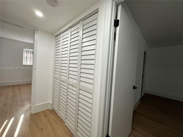 10425 SW 112th Ave 324, Miami, FL 33176