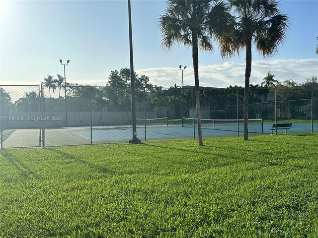 10425 SW 112th Ave 324, Miami, FL 33176