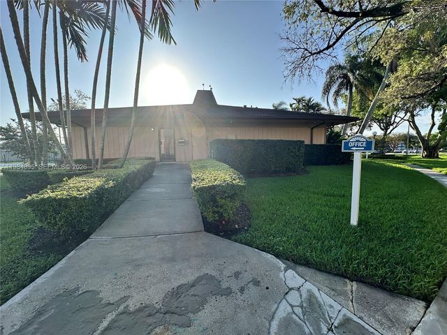 10425 SW 112th Ave 324, Miami, FL 33176