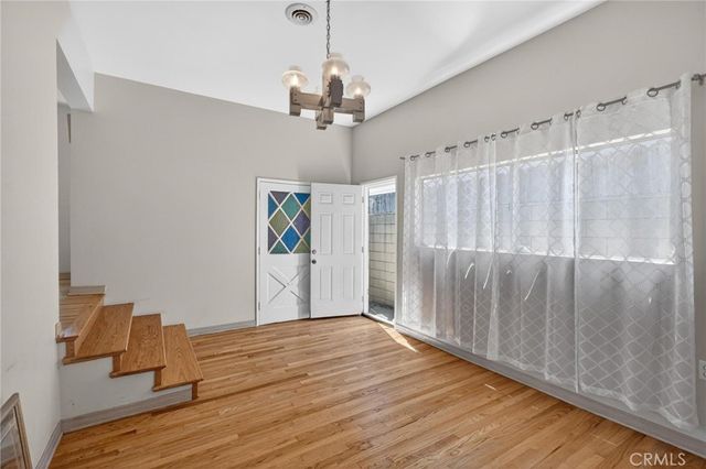 7615 Kittyhawk Avenue, Los Angeles, CA 90045