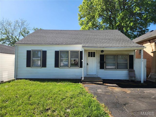 132 Deane, St Louis, MO 63127