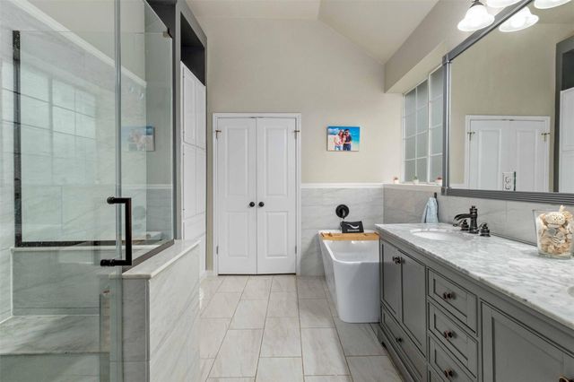 3704 Runnels CT, Austin, TX 78732