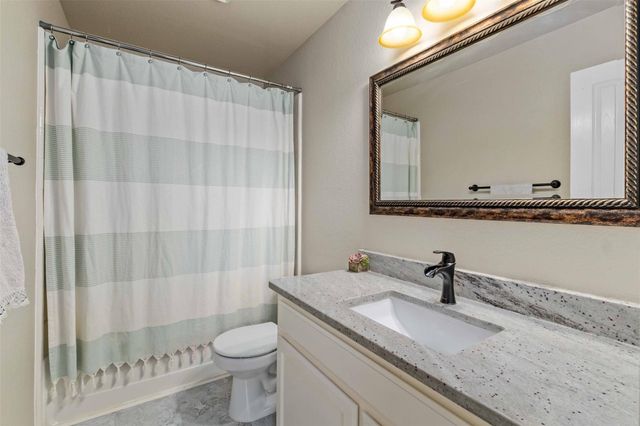 3704 Runnels CT, Austin, TX 78732