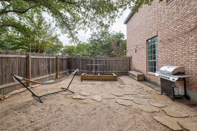 3704 Runnels CT, Austin, TX 78732