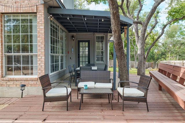 3704 Runnels CT, Austin, TX 78732