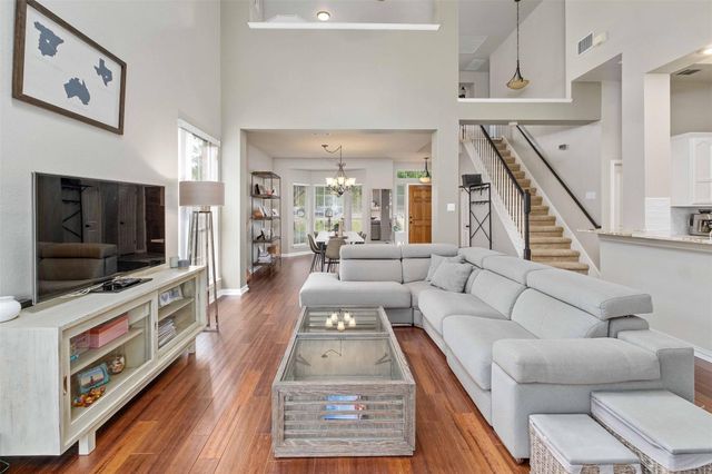 3704 Runnels CT, Austin, TX 78732