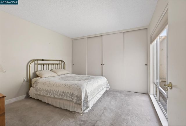 1124 Oakmont Dr 4, Walnut Creek, CA 94595