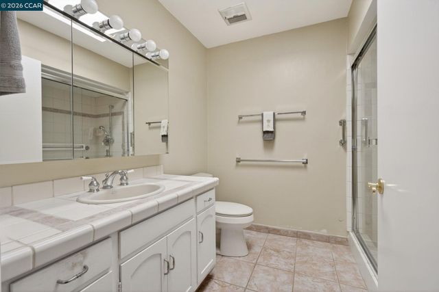 1124 Oakmont Dr 4, Walnut Creek, CA 94595
