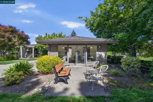 1124 Oakmont Dr 4, Walnut Creek, CA 94595