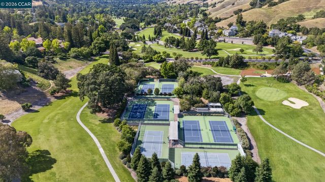 1124 Oakmont Dr 4, Walnut Creek, CA 94595
