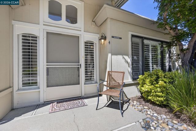 1124 Oakmont Dr 4, Walnut Creek, CA 94595