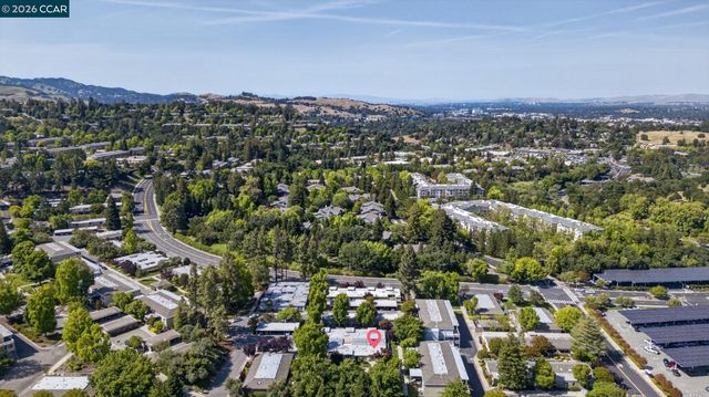1124 Oakmont Dr 4, Walnut Creek, CA 94595