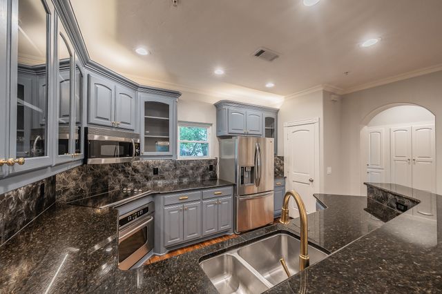 4110 Mckinney Avenue, Dallas, TX 75204