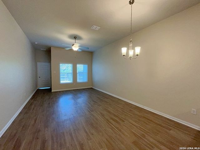 5435 Devils Gate Unit 1, Converse, TX 78109