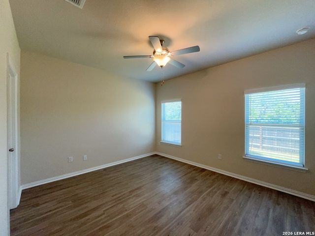 5435 Devils Gate Unit 1, Converse, TX 78109