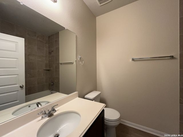 5435 Devils Gate Unit 1, Converse, TX 78109