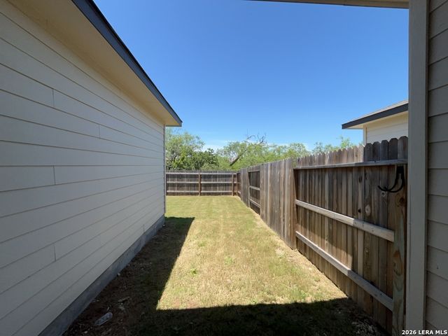 5435 Devils Gate Unit 1, Converse, TX 78109