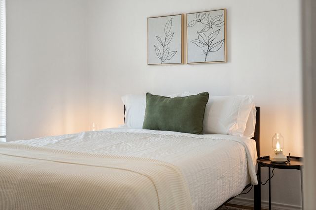 1007 Epenard Street, Dallas, TX 75211