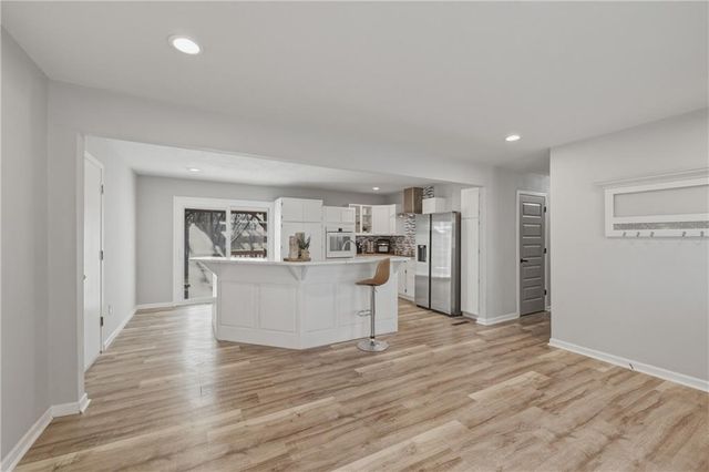 829 Quail Ridge Road, Peculiar, MO 64078