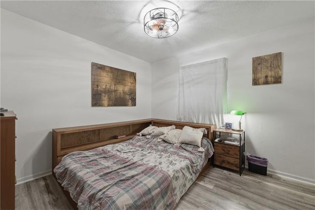 829 Quail Ridge Road, Peculiar, MO 64078