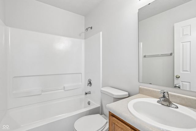 2045 Sotheby Lane, Indianapolis, IN 46239