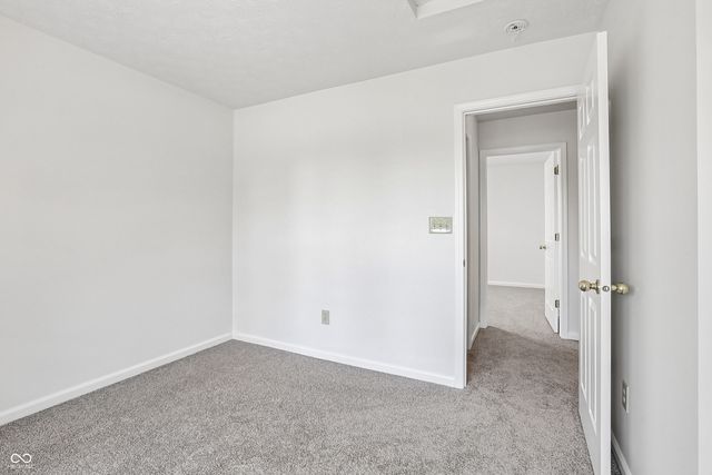 2045 Sotheby Lane, Indianapolis, IN 46239