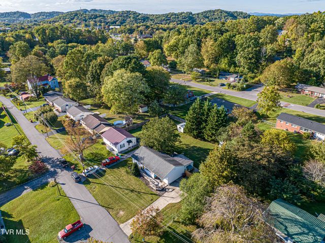 2410 Stewart Street, Johnson City, TN 37601