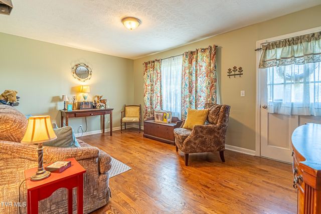 2410 Stewart Street, Johnson City, TN 37601