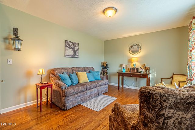 2410 Stewart Street, Johnson City, TN 37601