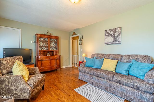 2410 Stewart Street, Johnson City, TN 37601