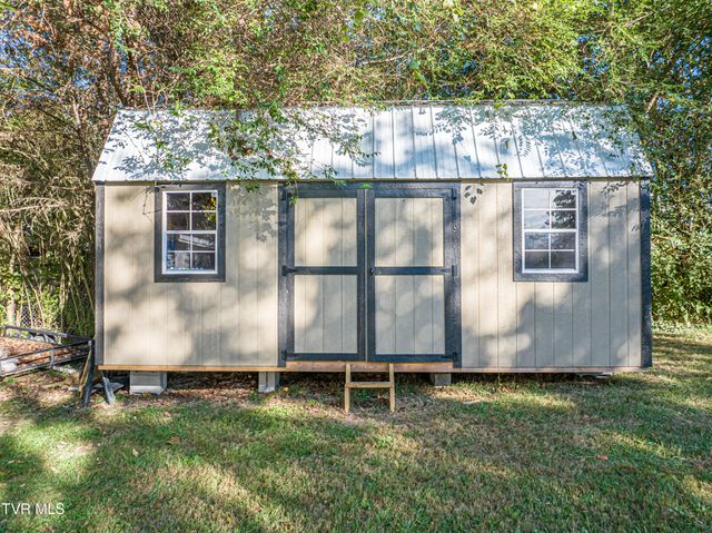 2410 Stewart Street, Johnson City, TN 37601