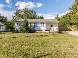 2410 Stewart Street, Johnson City, TN 37601