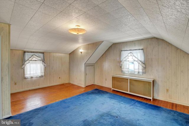 6 MEADOW AVE, Tamaqua, PA 18252