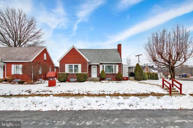 6 MEADOW AVE, Tamaqua, PA 18252