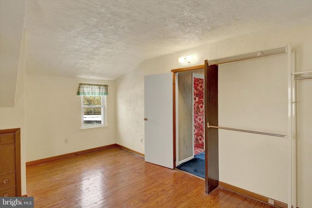 6 MEADOW AVE, Tamaqua, PA 18252