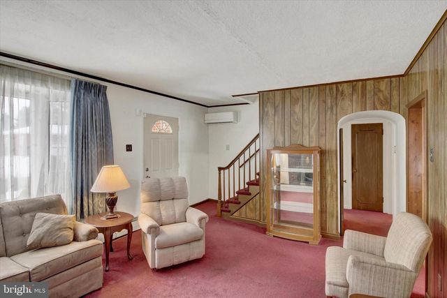 6 MEADOW AVE, Tamaqua, PA 18252