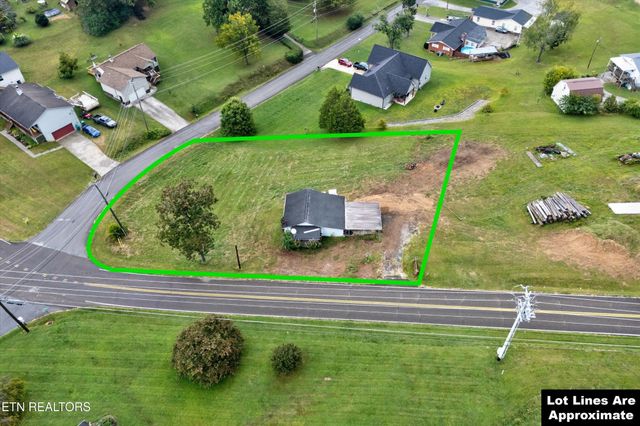 7952 Hill Rd, Knoxville, TN 37938