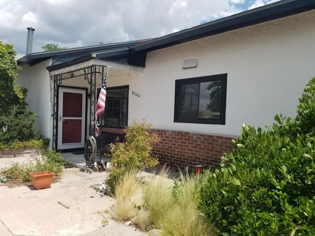 9206 AZTEC Road NE, Albuquerque, NM 87111