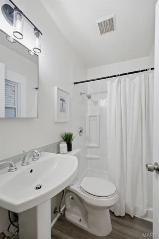 11795 Old Halls Ferry Road, Florissant, MO 63033