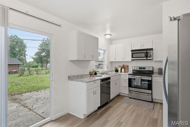 11795 Old Halls Ferry Road, Florissant, MO 63033