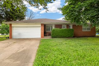 2215 East Sharon, Springfield, MO 65803